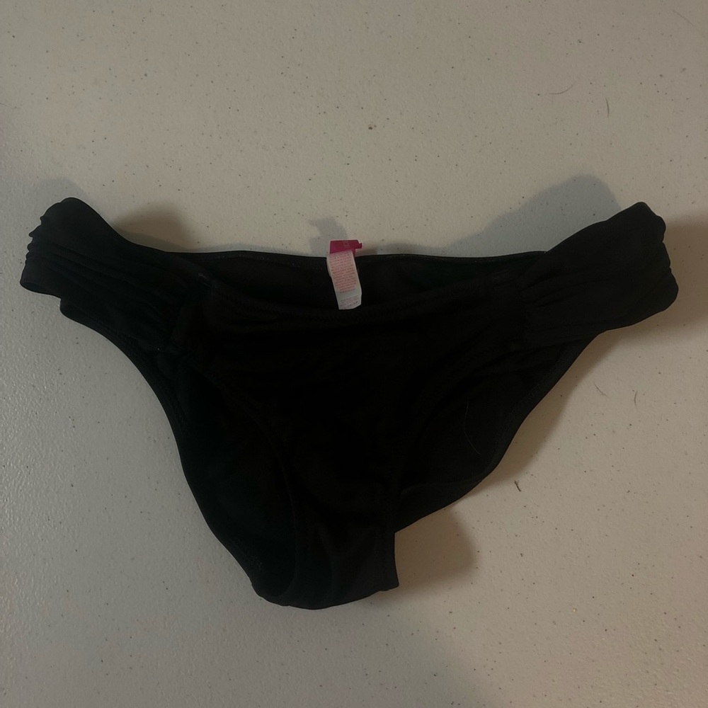 Victoria’s Secret bathing suit bottoms